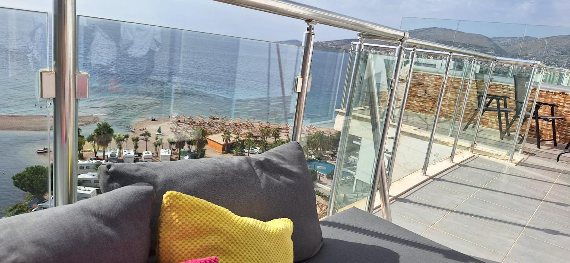 Sadet's Luxus Penthouse Saranda  Apartment Bagian luar foto