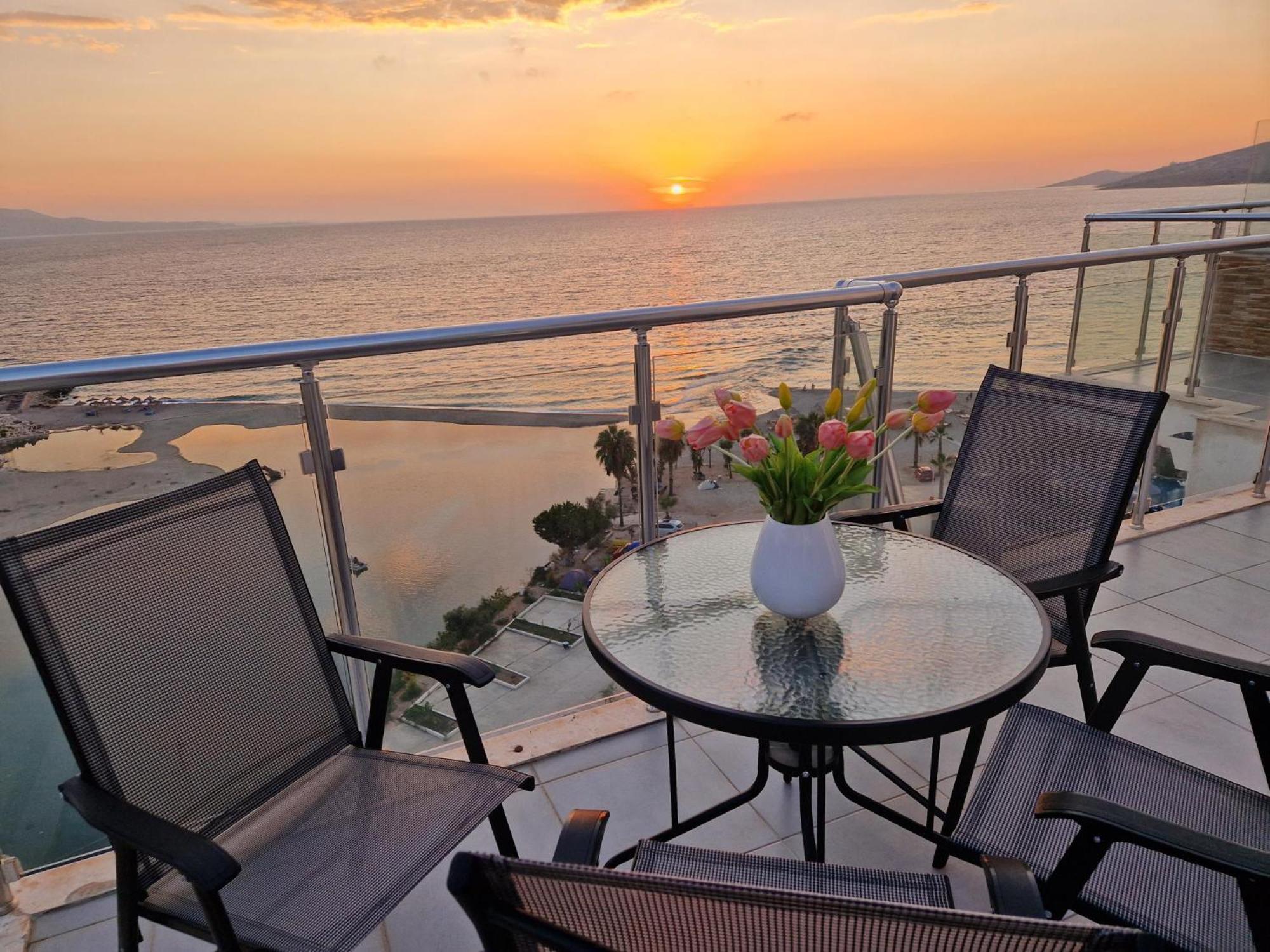 Sadet's Luxus Penthouse Saranda  Apartment Bagian luar foto